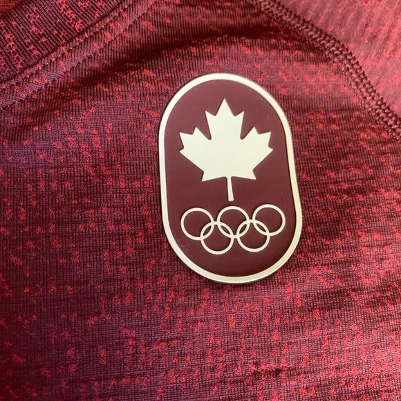 Lululemon x Team Canada Long Sleeve Performance Top | Size Unmarked (Fits S/M) - Picture 4 of 11